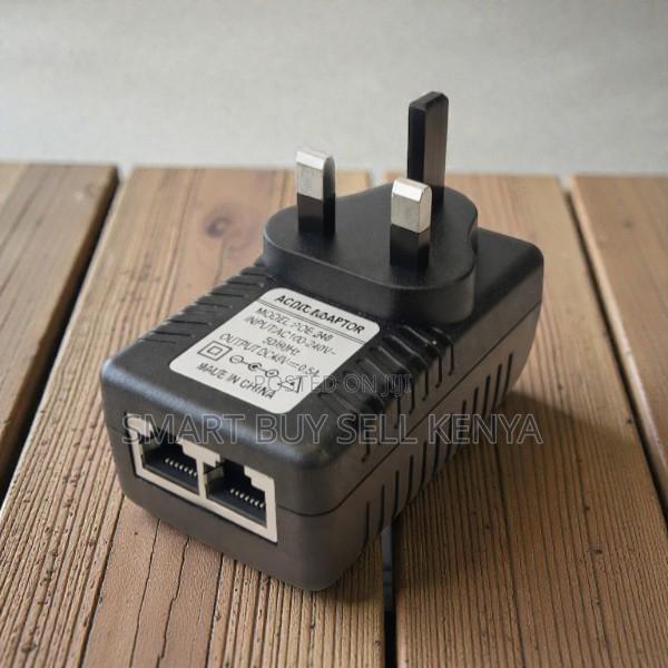 Easy to Carry 24v, 48v Poe Injector Power Over Ethernet Adapter