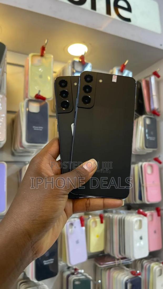 Samsung Galaxy S22+ 5G 128 GB Black - thumbnail 3