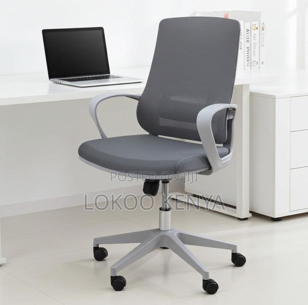 Office Chair; Gray Swivel Ergonomic Lumber Support Office Chair