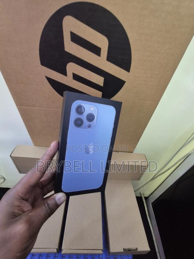 New Apple iPhone 13 Pro 256 GB Blue - thumbnail 3