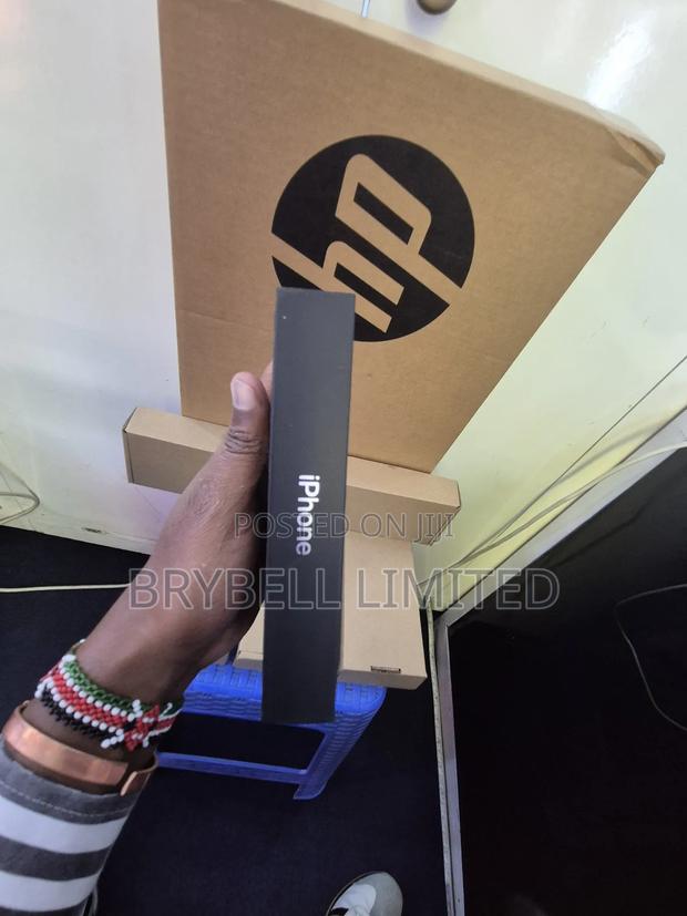 New Apple iPhone 13 Pro 256 GB Blue - thumbnail 4