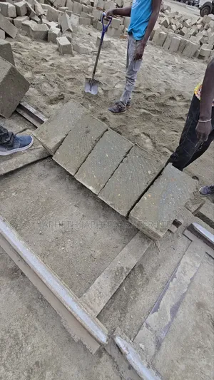 Ndarugo Machine-cut Stones