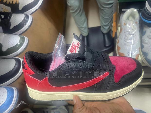 Nike Cactus Jack By Travis Scott - thumbnail 2