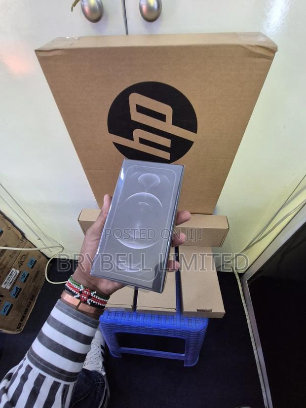 New Apple iPhone 12 Pro 256 GB Black - thumbnail 5