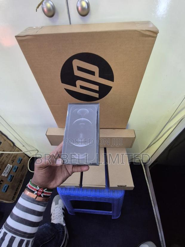 New Apple iPhone 12 Pro 256 GB Black - thumbnail 6