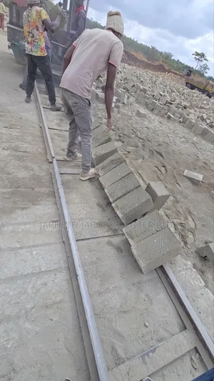 Machine-cut Stones Ndarugo