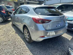 Mazda Axela 2019 Silver