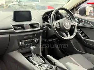Mazda Axela 2018 Silver