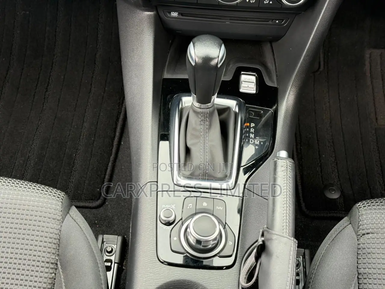 Mazda Axela 2018 Silver