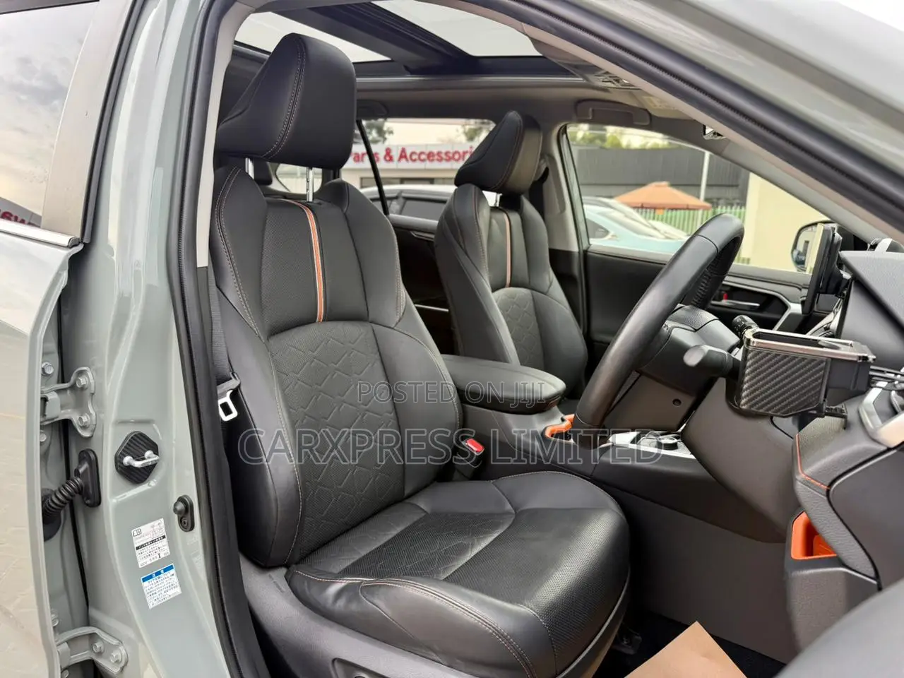Toyota RAV4 Adventure AWD 2020 Green