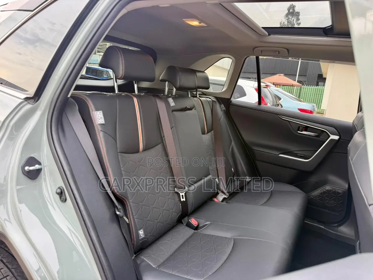 Toyota RAV4 Adventure AWD 2020 Green