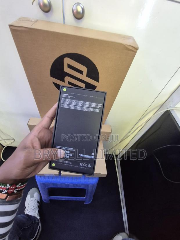 New Apple iPhone 13 Pro 256 GB Silver - thumbnail 5