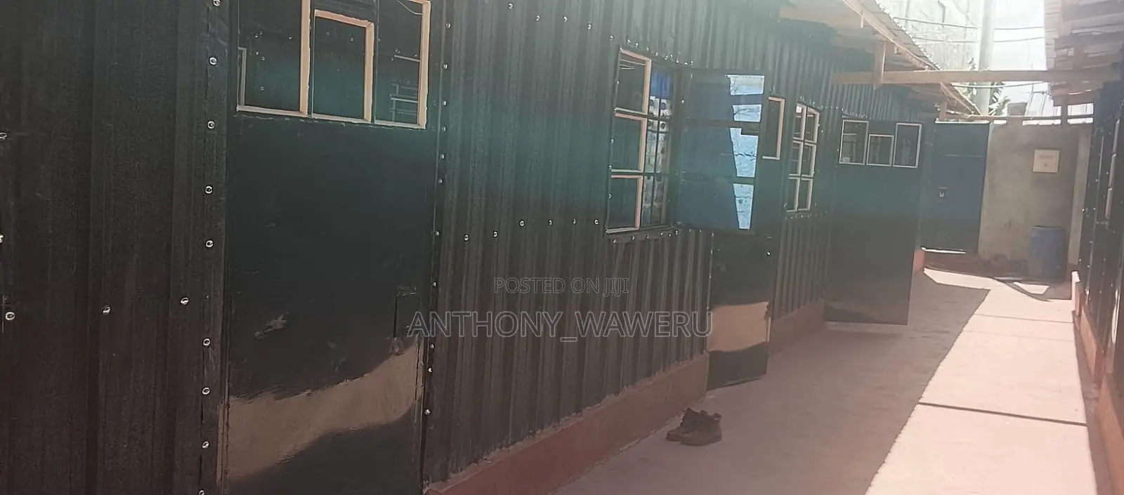 For Sale – 40/60 Plot,With Title + 9 New Single Rooms
