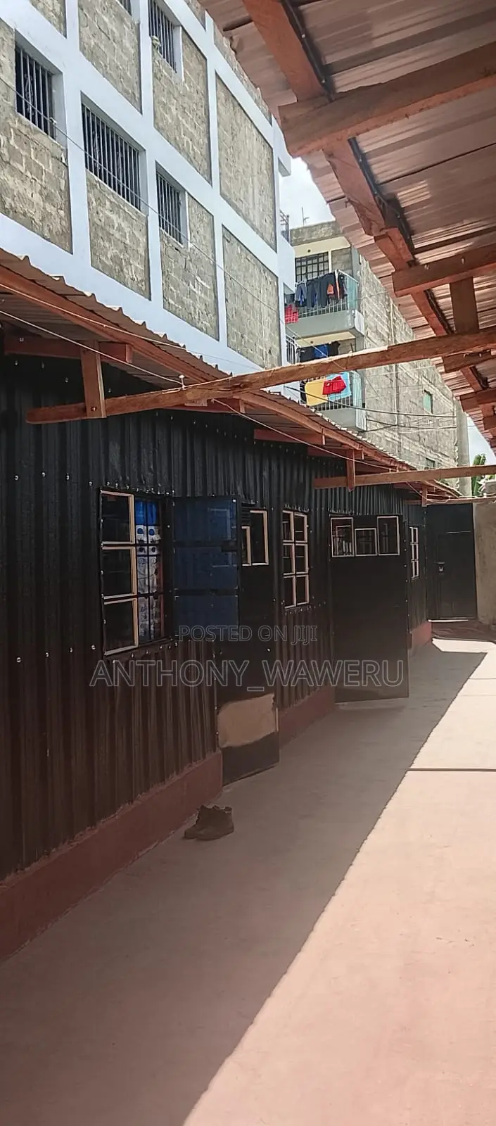 For Sale – 40/60 Plot,With Title + 9 New Single Rooms