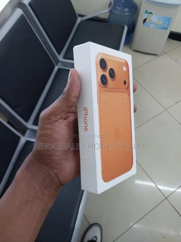 New Apple iPhone 17 Pro Max 512 GB Orange - thumbnail 2