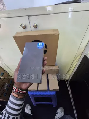 New Samsung Galaxy S22 Ultra 512 GB Black