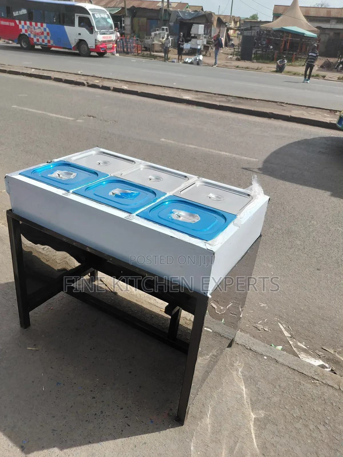 Movable Food Warmer.