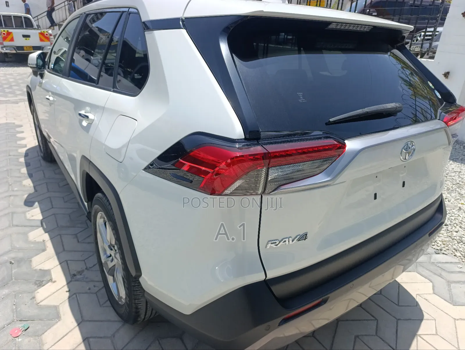 Toyota RAV4 2020 White