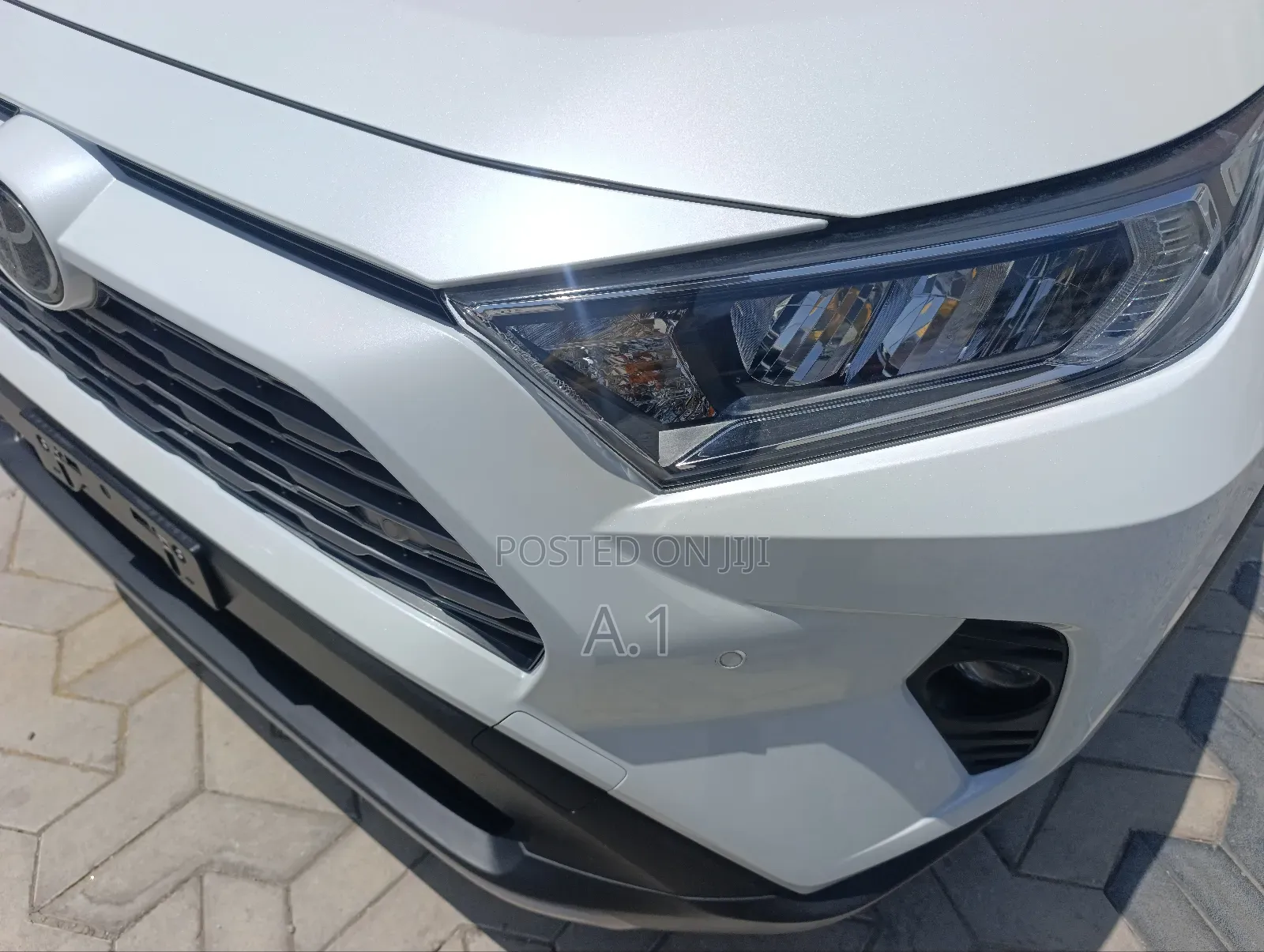 Toyota RAV4 2020 White