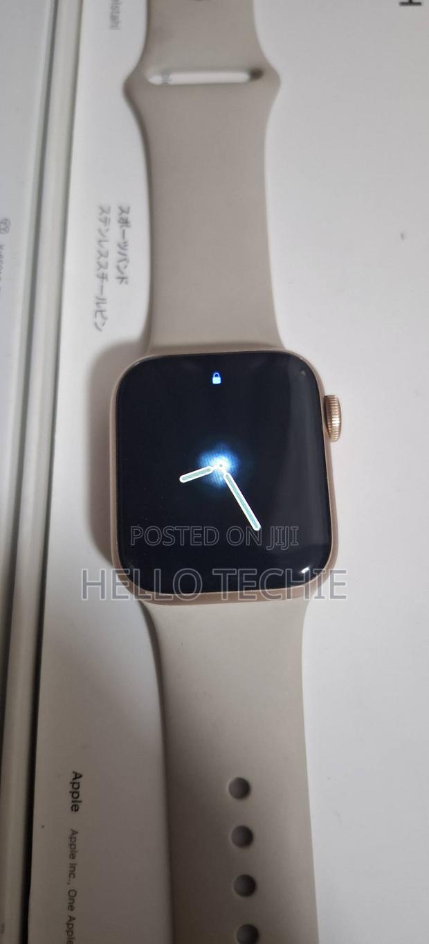 Apple Watch Se 40mm (1st Generation) - main view