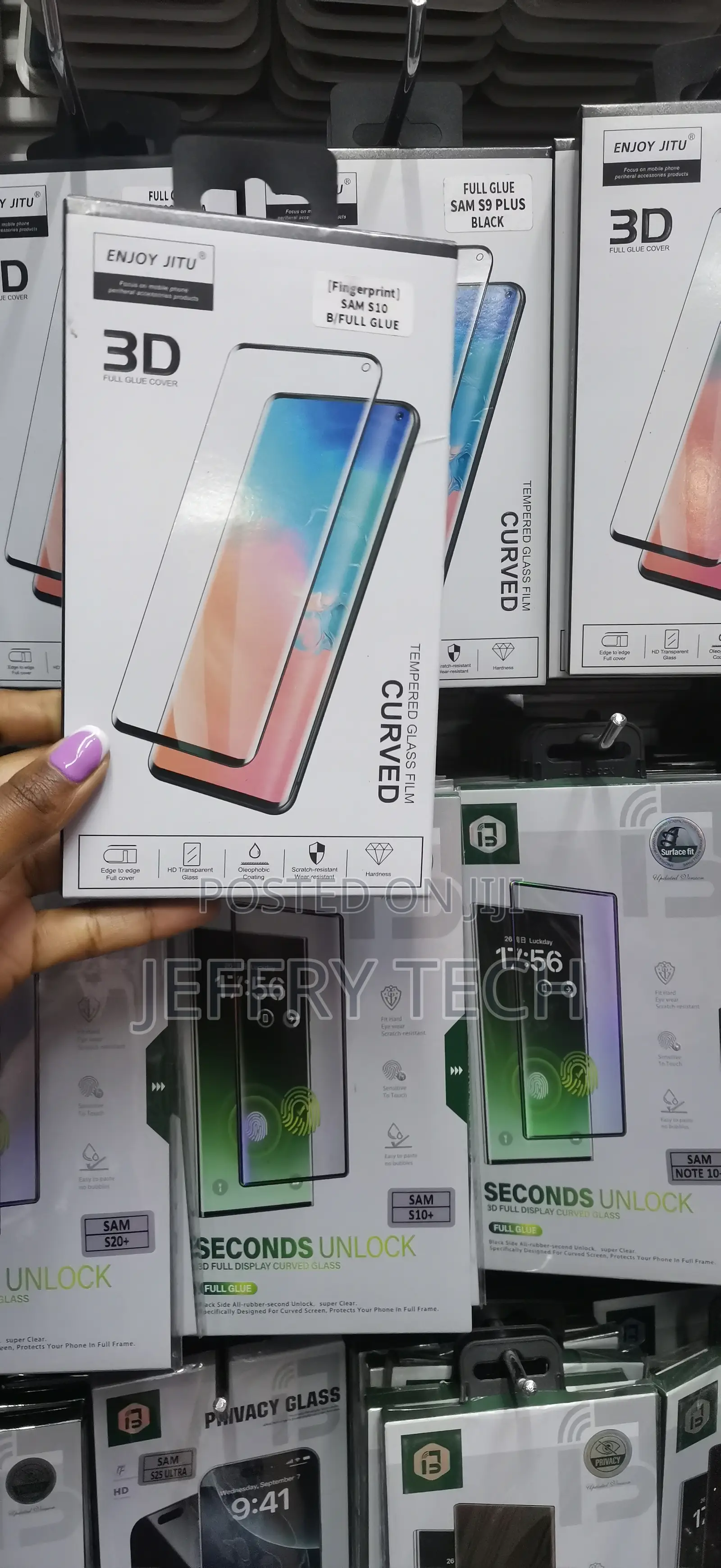 Axer Tempered Glass Screen Protector for Samsung Galaxy S10