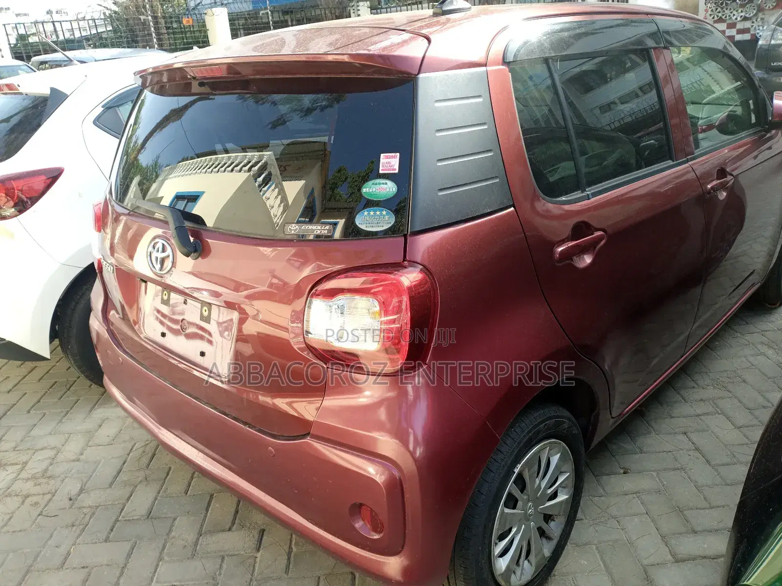 Toyota Passo 1.0 AWD 2017 Maroon