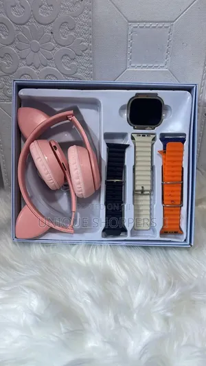 *Smart Watch With Headsets*