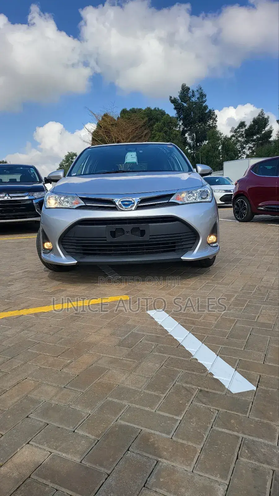 Toyota Corolla Fielder 1.5 Hybrid FWD 2018 Silver