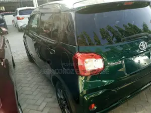 Toyota Passo 1.0 AWD 2017 Pearl