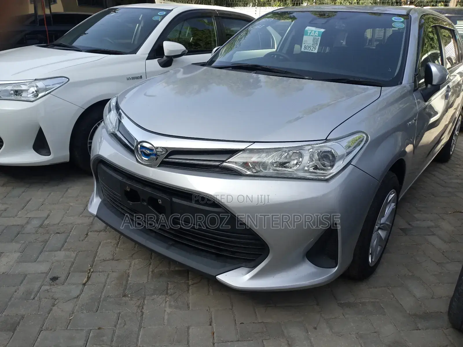 Toyota Corolla Fielder 1.5 Hybrid FWD 2017 Silver