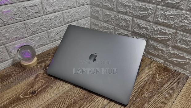 Laptop Apple MacBook 2017 16GB Intel Core i7 SSD 512GB - thumbnail 4