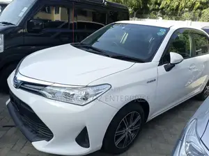 Toyota Axio 2018 White
