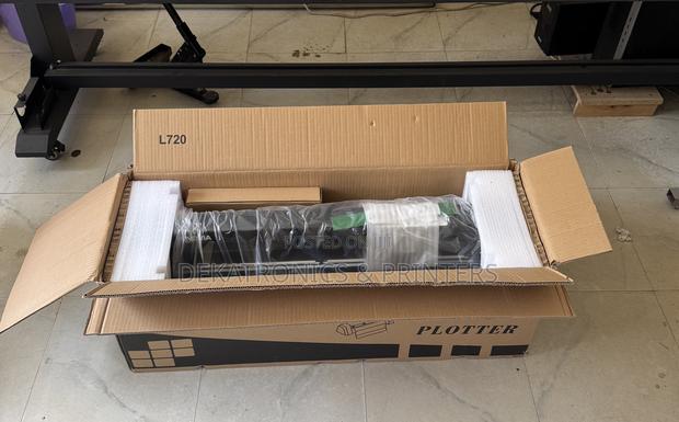 2ft Contour Cutting Plotter - thumbnail 3