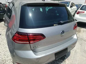 Volkswagen Golf 2019 Gray