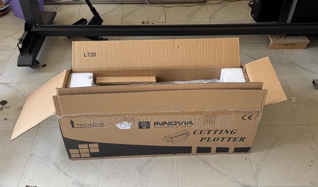 Innovia 2ft Contour Cutting Plotter - thumbnail 3