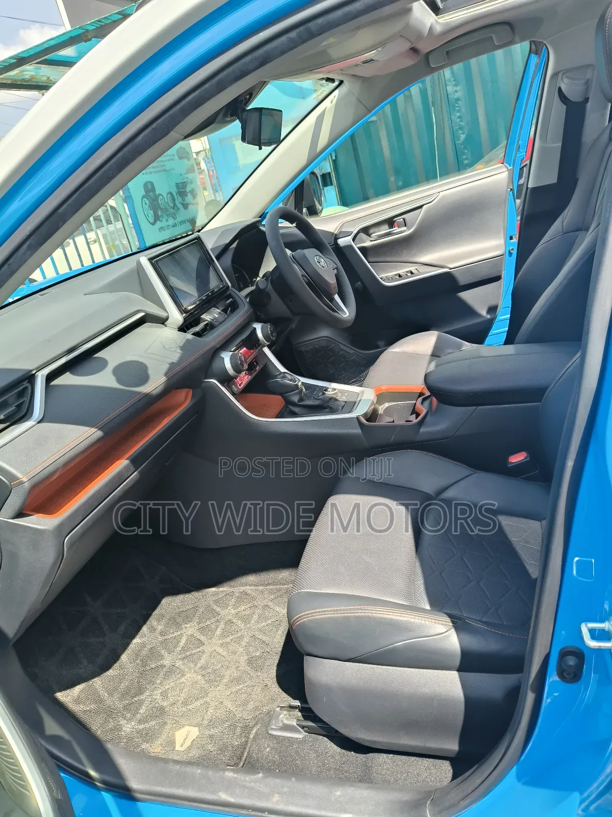 Toyota RAV4 Adventure 2019 Blue