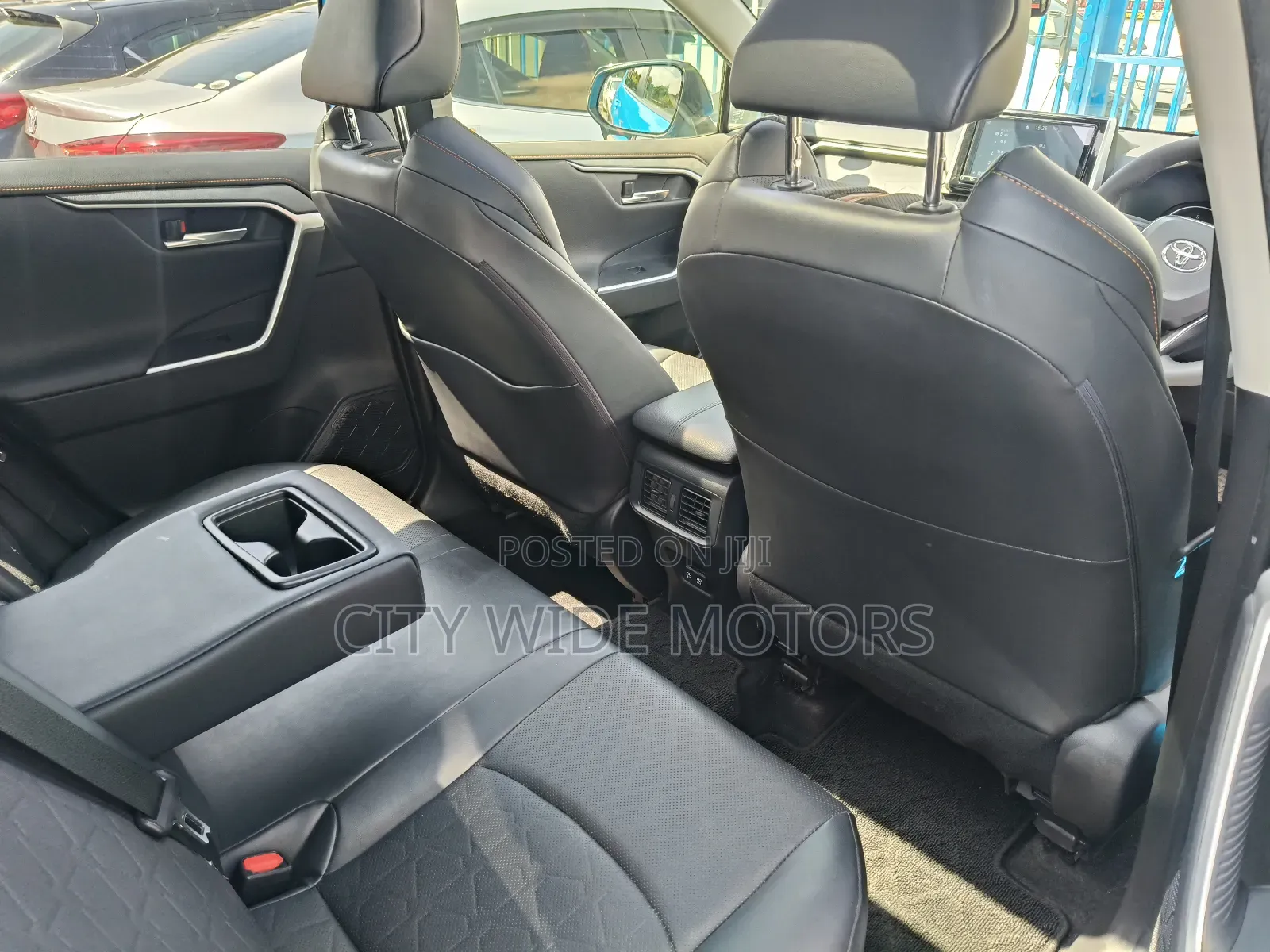 Toyota RAV4 Adventure 2019 Blue