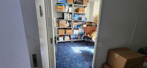 Fully Fitted Office - thumbnail 11