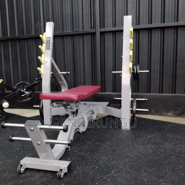 Commercial Hoist Bench.