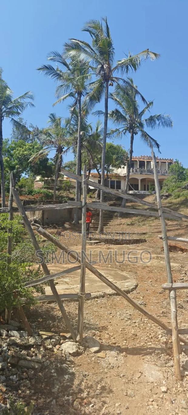 North Coast Mtwapa Prime 2.5 Acres With Sea Frontage - thumbnail 4