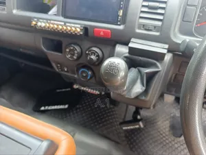 Toyota Grand HiAce 2019 Silver