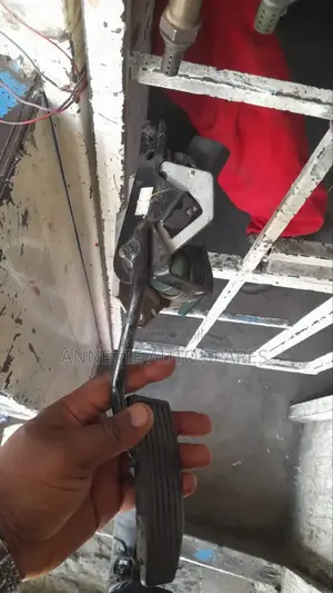 Isuzu D Max Sensor Pedal