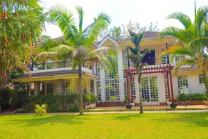 4bdrm Mansion in Marist Lane, Karen C for sale