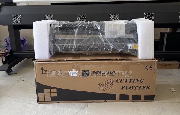 L720 2ft Contour Cutting Plotter - main view