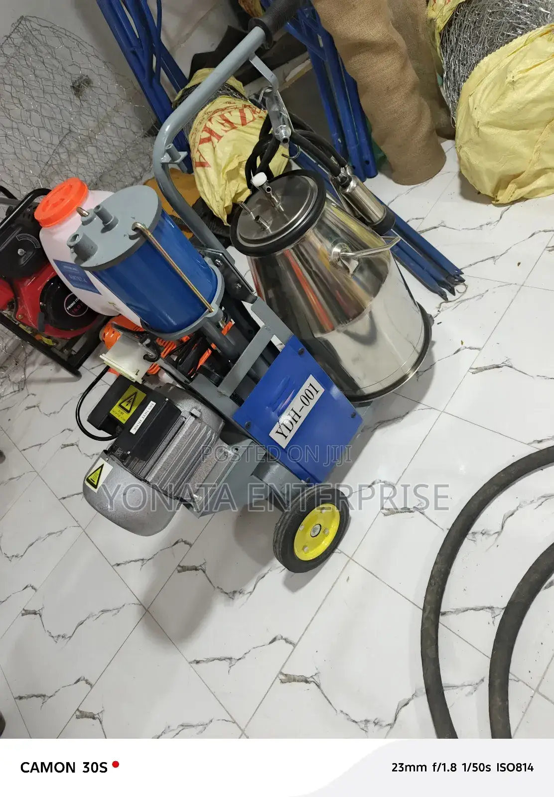 Single Bucket (25ltrs) Milking Machine