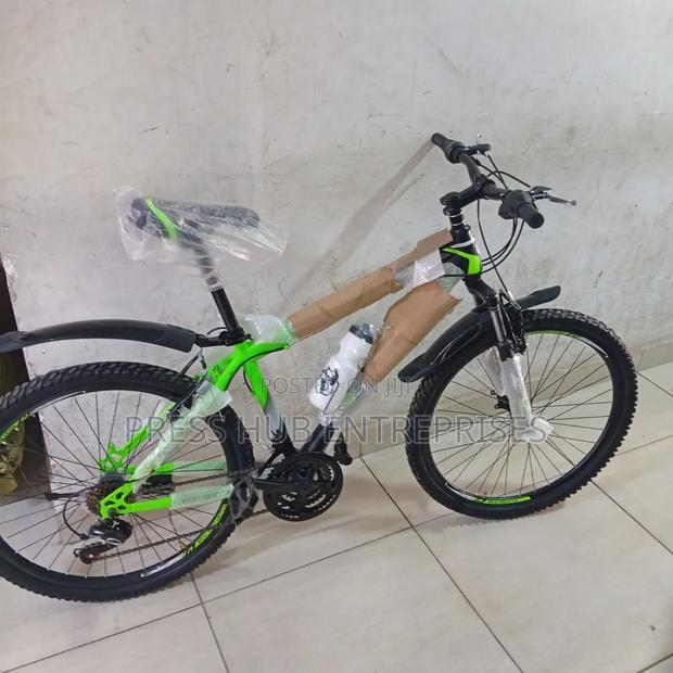 Rocky Mountain Adult Mountain Bike; 