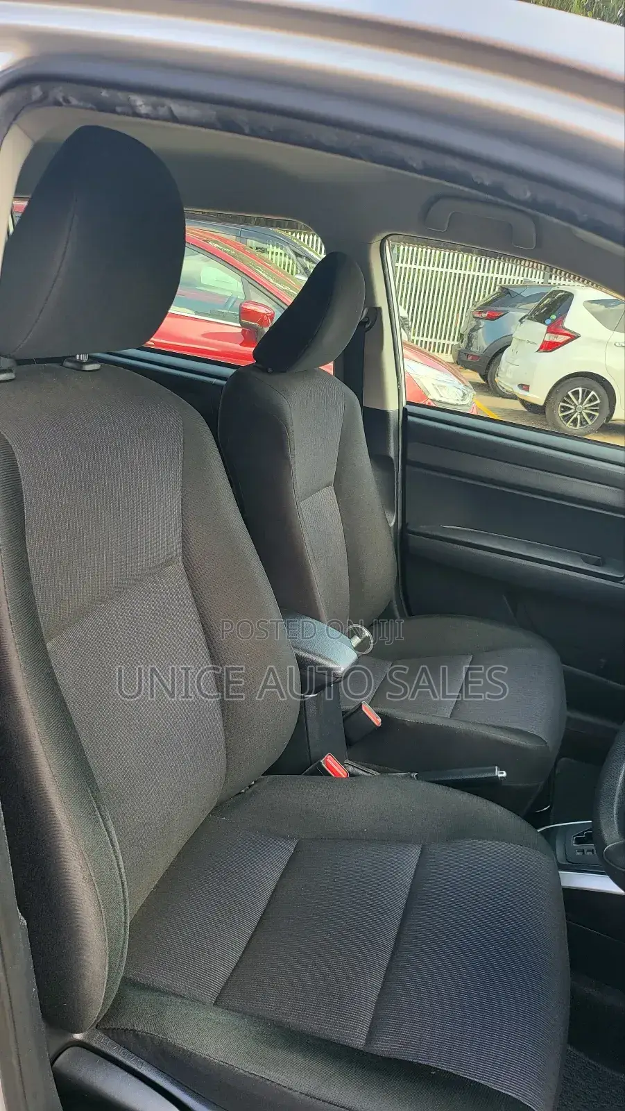 Toyota Corolla Fielder 1.5 Hybrid FWD 2018 Silver