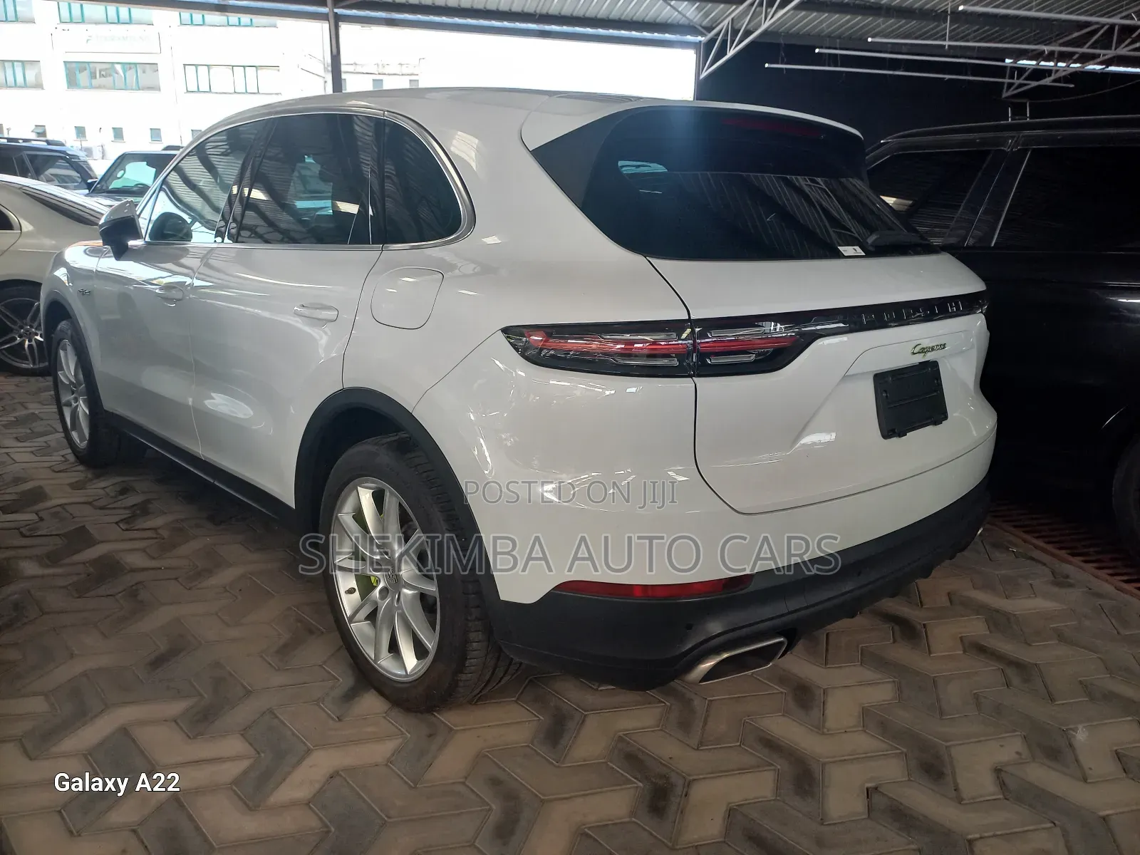 Porsche Cayenne 2019 White