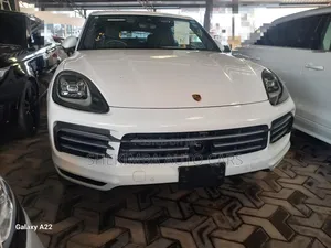 Porsche Cayenne 2019 White