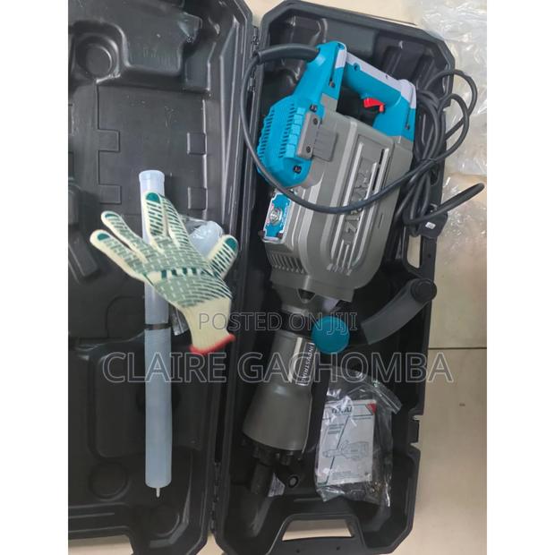 Total Hi-Performance Super 1700w Demolition Hammer